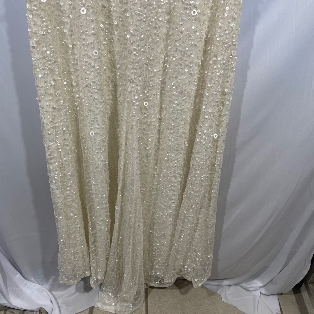 New Adrianna Papell sequin scoop back gown ivory 10 - Picture 14 of 16